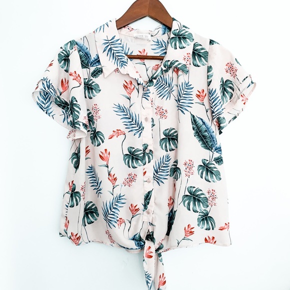 ❤️SOLD ❤️ Sienna Sky | Floral Top - Picture 1 of 5